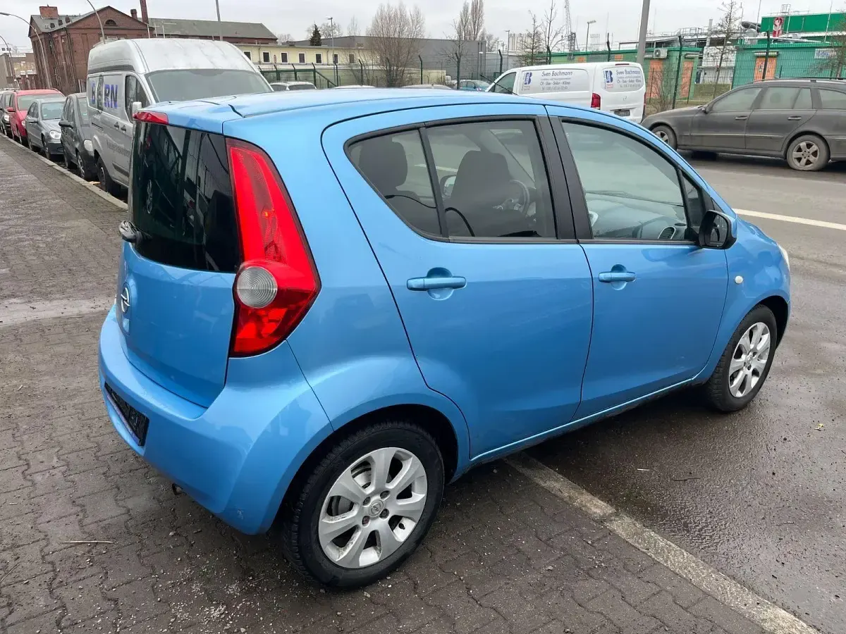 Gebraucht Opel Agila Edition 86 PS (63 kW) 2009 Blau Kleinwagen