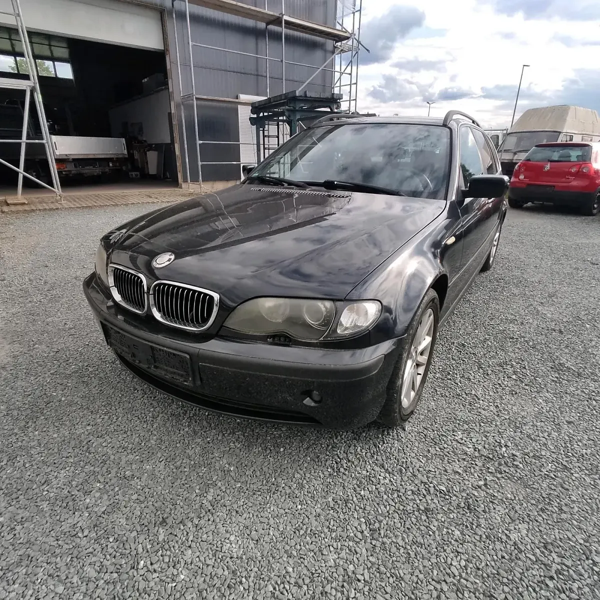 Gebraucht BMW 316 115 PS (84 kW) 2004 Schwarz Kombi