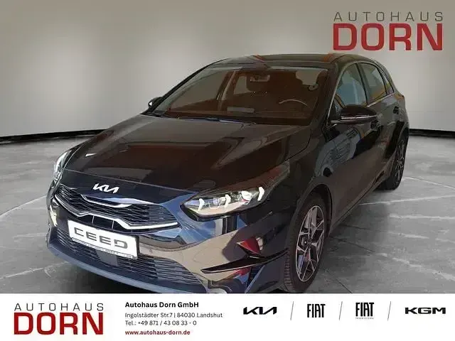 Gebraucht Kia Ceed Spirit 140 PS (102 kW) 2022 Kleinwagen