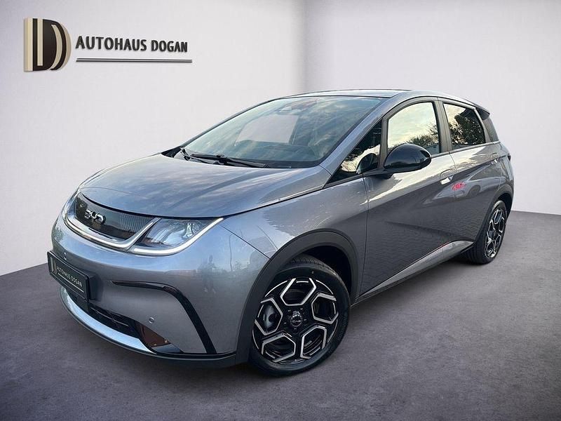 Neu BYD Dolphin Design 150 kW (204 PS) 2025 Grau Kleinwagen