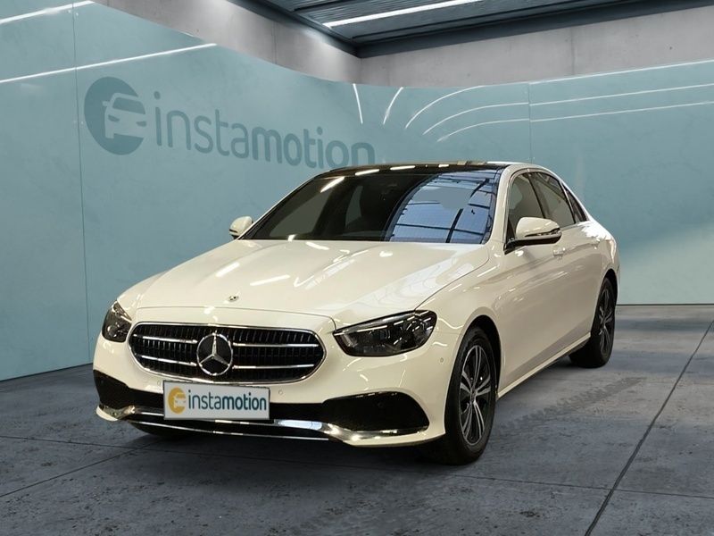 Gebraucht Mercedes E220 Avantgarde 200 PS (147 kW) 2023 Weiß Limousine
