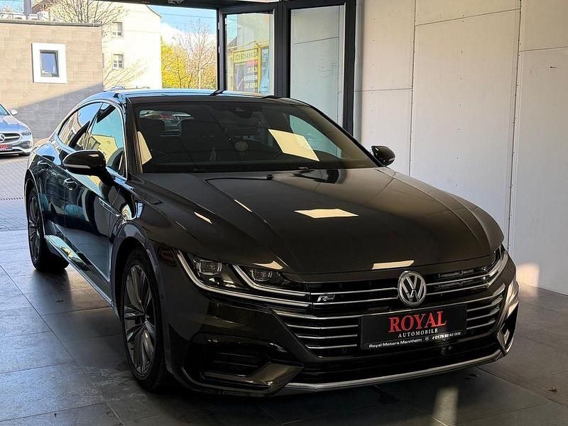 Gebraucht VW Arteon R-line 190 PS (139 kW) 2018 Grau Kleinwagen
