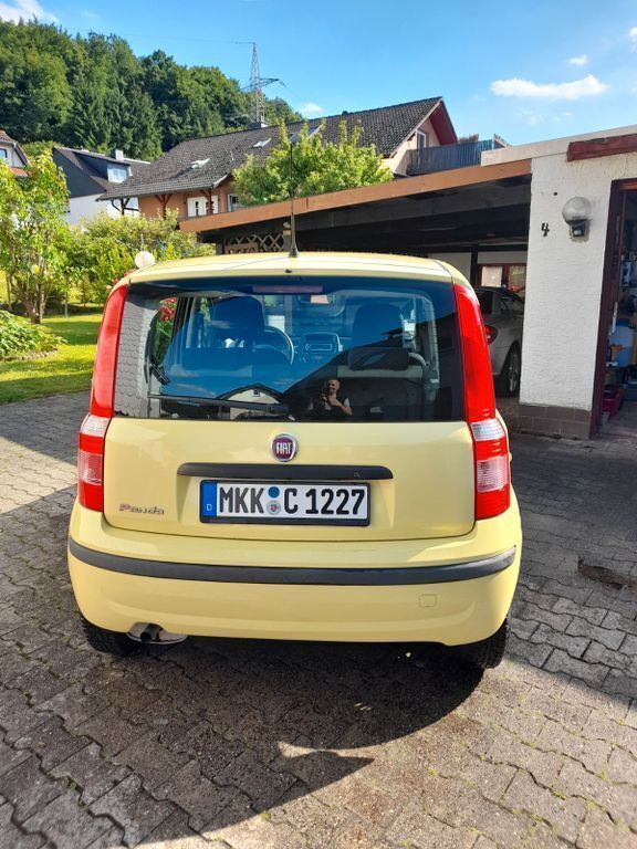 Gelb Gebraucht 2009 Fiat Panda Kleinwagen | 1.750 € - Bild 1/4