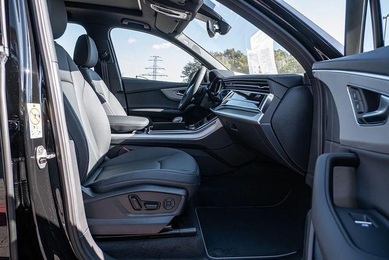 Neu Audi Q7 Performance 394 PS (289 kW) 2026 Schwarz SUV