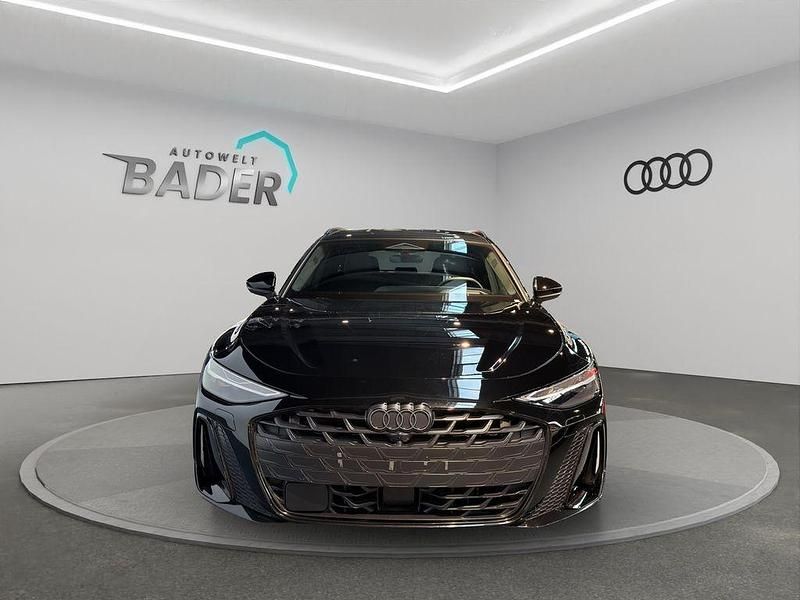 Gebraucht Audi A6 S-Line 204 PS (150 kW) 2025 Schwarz Kombi