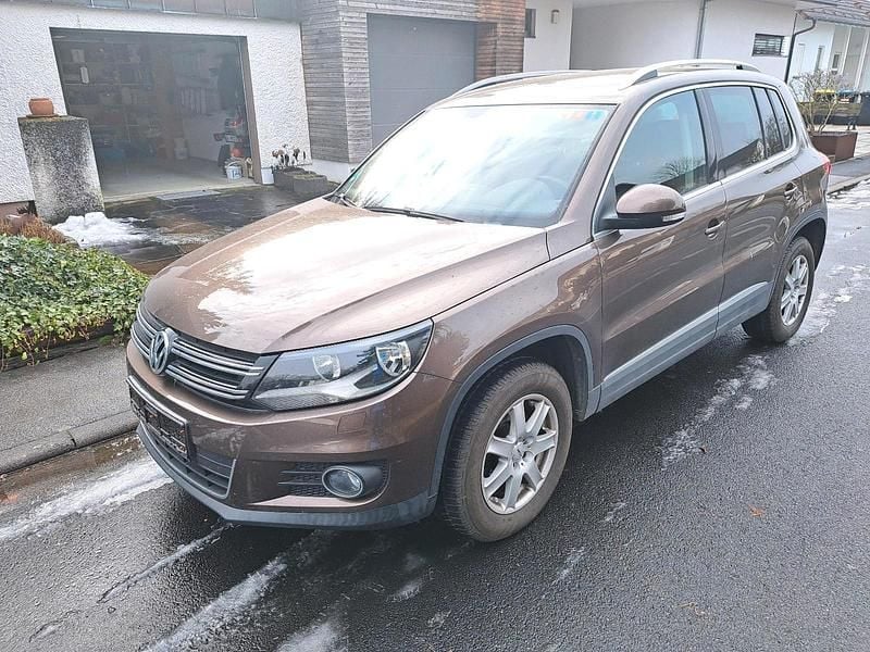 Andere farben Gebraucht 2013 VW Tiguan Sportline SUV | 9.500 € (Teuer) - Bild 1/4
