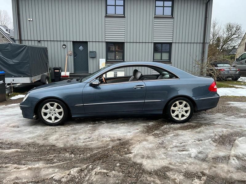 Gebraucht Mercedes CLK280 231 PS (169 kW) 2006 Grau Coupé