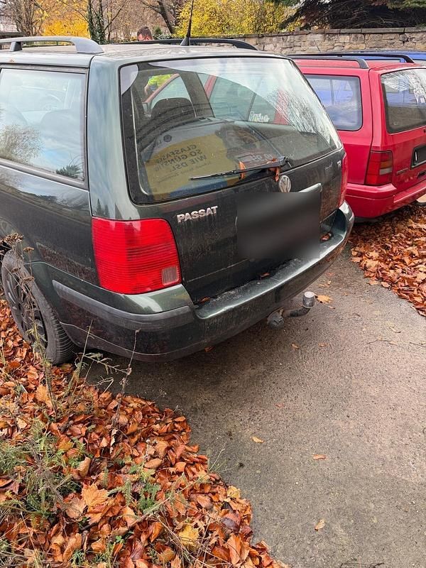 Gebraucht VW Passat 125 PS (91 kW) 1998 Grün Kombi