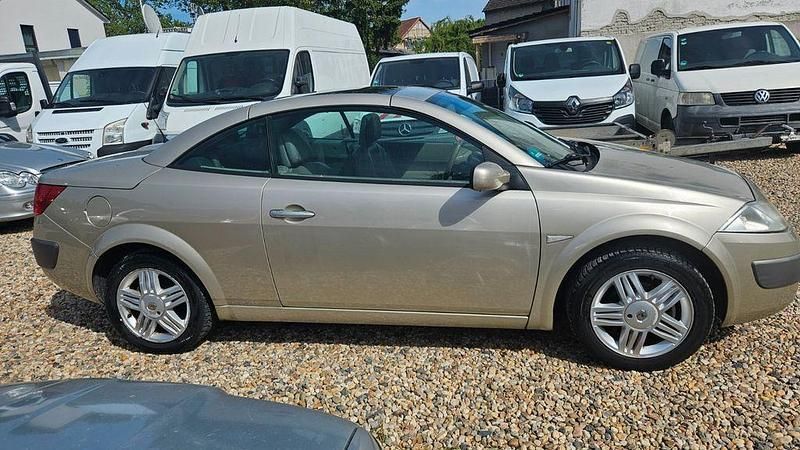 Gebraucht Renault Mégane Cabriolet Authentique 135 PS (99 kW) 2005 Grau Cabrio