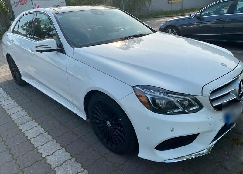 Gebraucht Mercedes E250 AMG line 204 PS (150 kW) 2016 Weiß Limousine