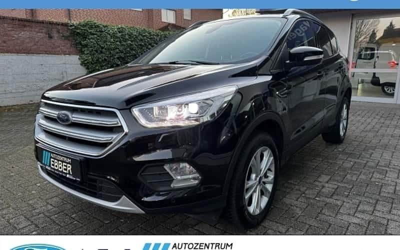Schwarz Gebraucht 2019 Ford Kuga Titanium SUV | 19.681 € (Fairer Preis) - Bild 1/4