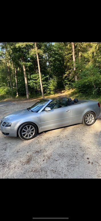 Silber Gebraucht 2002 Audi A4 Cabriolet Cabrio | 4.900 € (Fairer Preis) - Bild 1/4