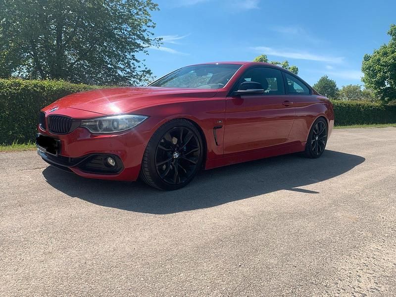 Rot Gebraucht 2014 BMW 430 Sport Line Coupé | 18.500 € (Superpreis) - Bild 1/4