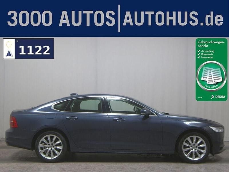 Blau Gebraucht 2019 Volvo S90 Momentum Limousine | 19.480 € (Fairer Preis) - Bild 1/4