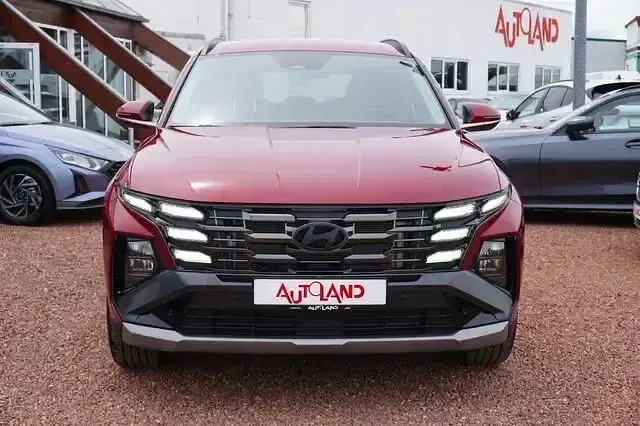Neu Hyundai Tucson 150 PS (110 kW) 2026 Rot SUV
