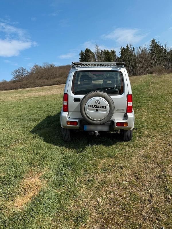 Gebraucht Suzuki Jimny 83 PS (61 kW) 2001 Silber SUV