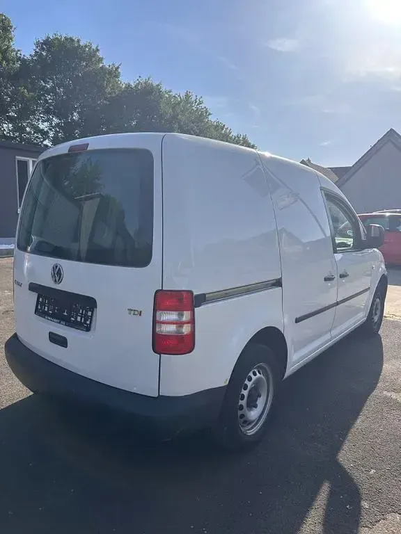 Gebraucht VW Caddy 102 PS (75 kW) 2011 Weiß Van / Kleinbus