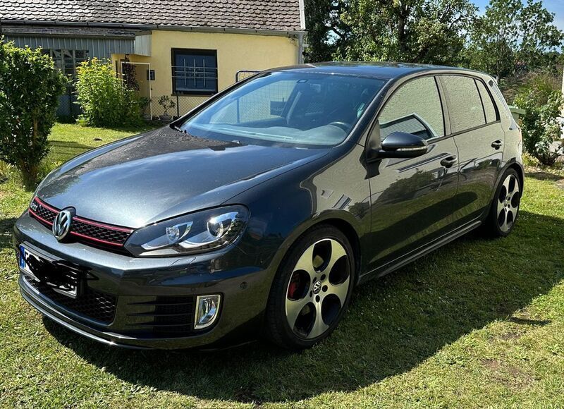 Grau Gebraucht 2011 VW Golf VI GTI Limousine | 12.500 € (Fairer Preis) - Bild 1/4