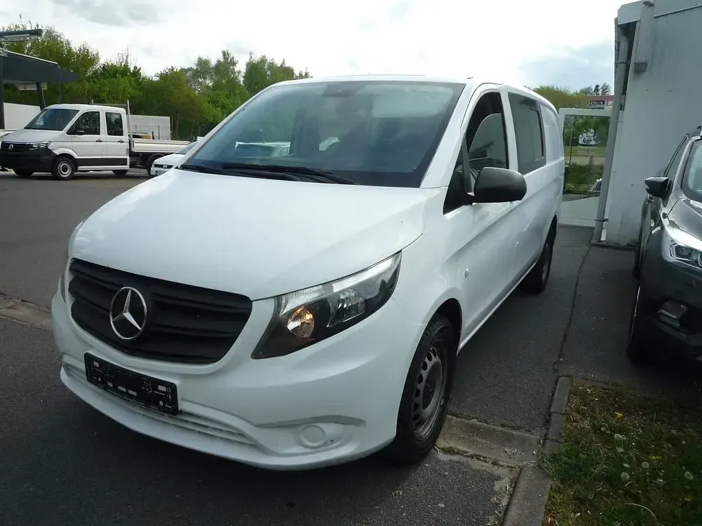 Gebraucht Mercedes Vito 136 PS (100 kW) 2020 Weiß Van