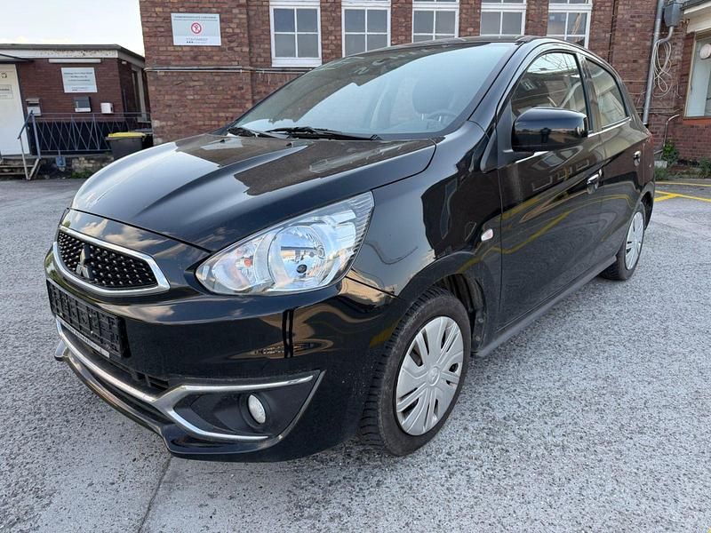 Second-hand Mitsubishi Space Star Active 71 CP (52 kW) 2020 Negru Hatchback