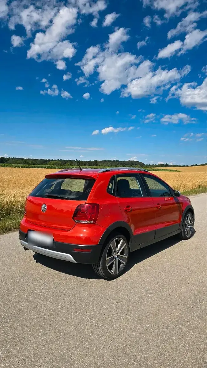 Gebraucht VW Polo 90 PS (66 kW) 2010 Orange Kleinwagen