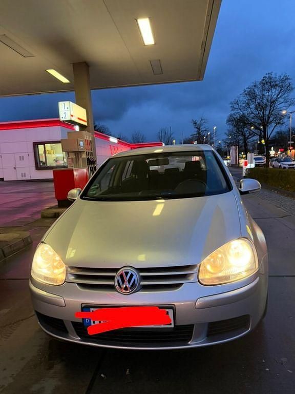 Gebraucht VW Golf V 102 PS (75 kW) 2007 Silber Limousine