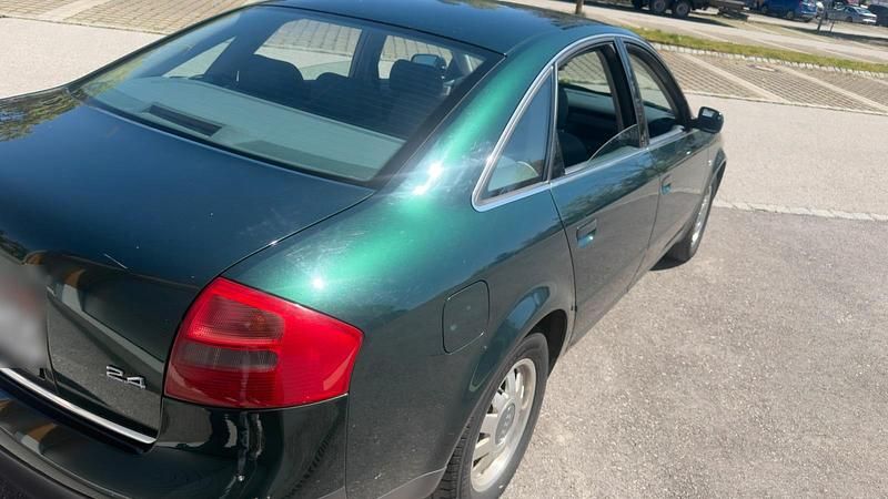 Usata Audi A6 165 CV (121 kW) 1997 Verde Berlina