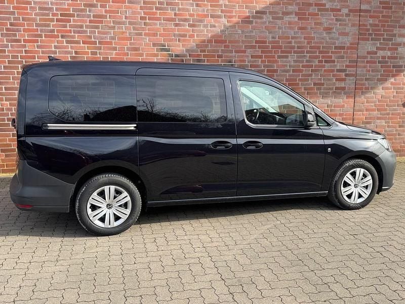 Schwarz Gebraucht 2021 VW Caddy Maxi Van / Kleinbus | 27.990 € (Teuer) - Bild 1/4