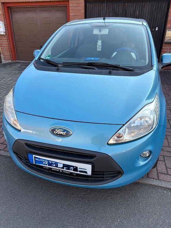 Gebraucht Ford Ka Titanium 69 PS (50 kW) 2010 Blau Kleinwagen