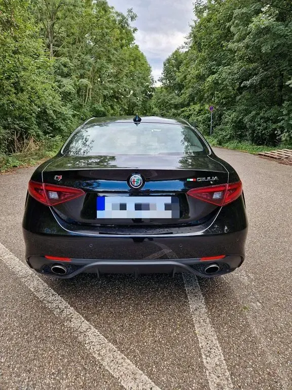 Gebraucht Alfa Romeo Giulia Veloce 280 PS (205 kW) 2017 Schwarz Limousine
