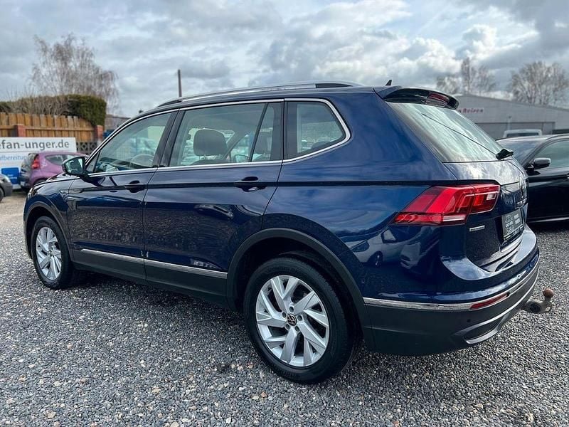 Gebraucht VW Tiguan 150 PS (110 kW) 2022 Blau SUV