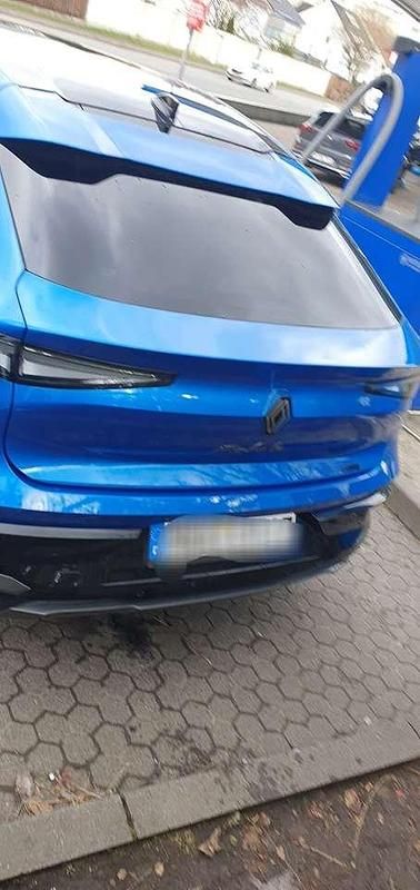 Gebraucht Renault Rafale Esprit Alpine 131 PS (96 kW) 2024 Blau SUV