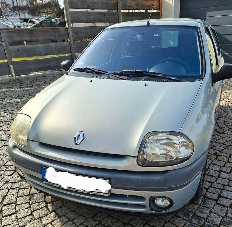 Gebraucht Renault Clio II 75 PS (55 kW) 1999 Grau Limousine