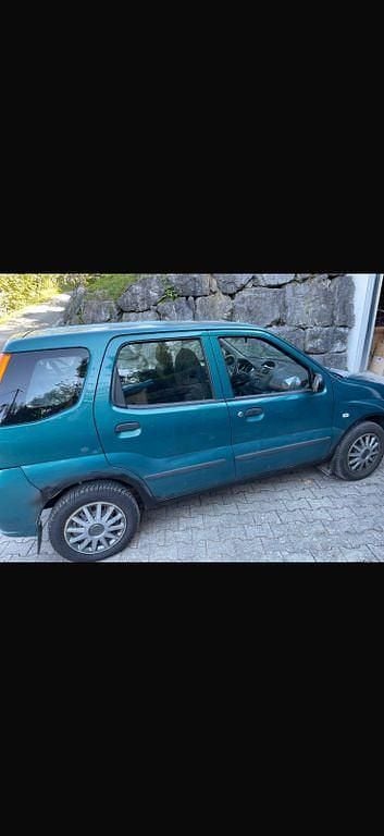 Gebraucht Subaru Justy 94 PS (69 kW) 2004 Grün Kleinwagen