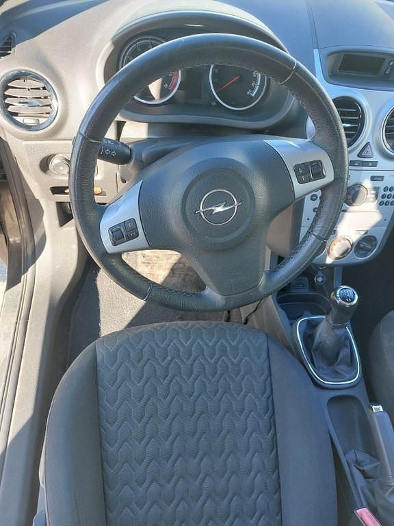 Gebraucht Opel Corsa Active 87 PS (63 kW) 2013 Kleinwagen