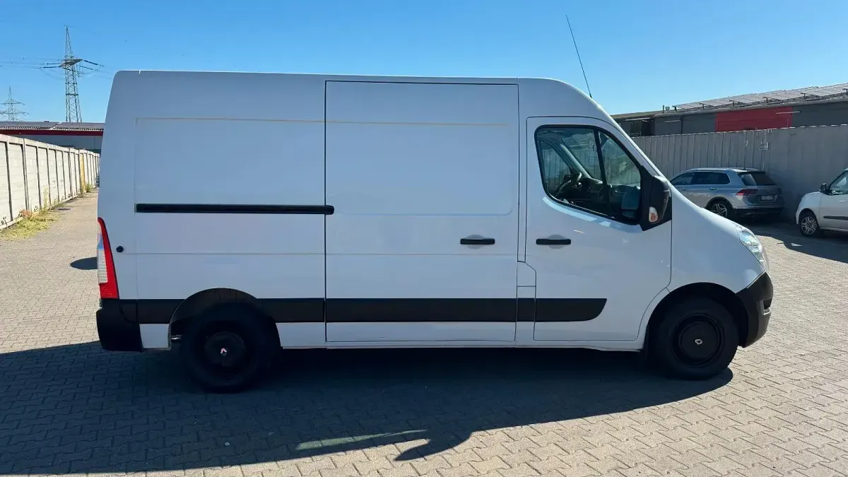 Gebraucht Renault Master 131 PS (96 kW) 2017 Weiß Van