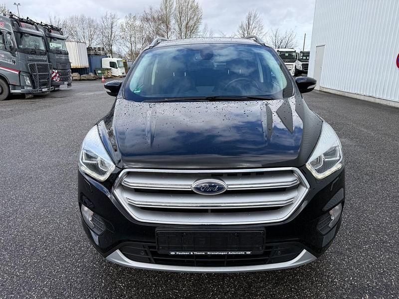 Gebraucht Ford Kuga Titanium 150 PS (110 kW) 2017 Schwarz SUV