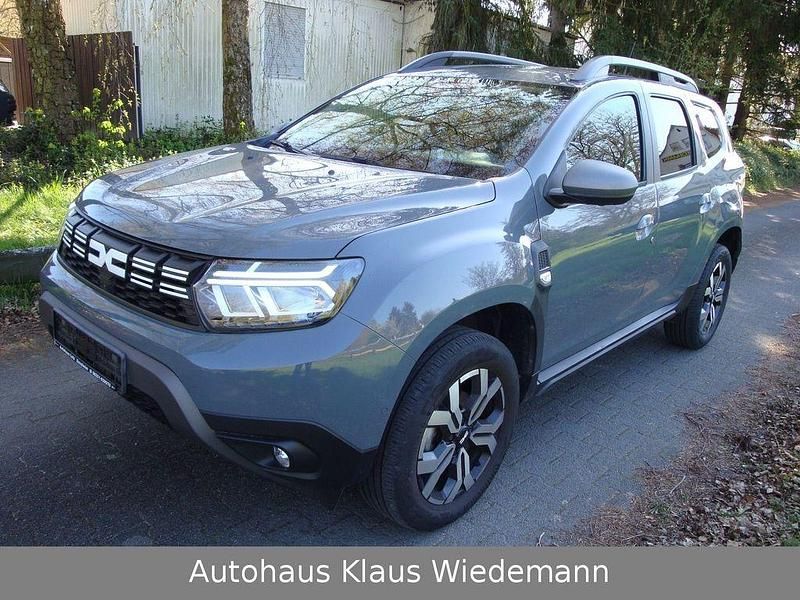 Gebraucht Dacia Duster Journey 131 PS (96 kW) 2023 Grau SUV
