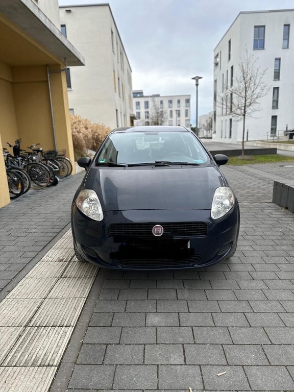 Blau Gebraucht 2011 Fiat Grande Punto Kleinwagen | 2.200 € (Superpreis) - Bild 1/4