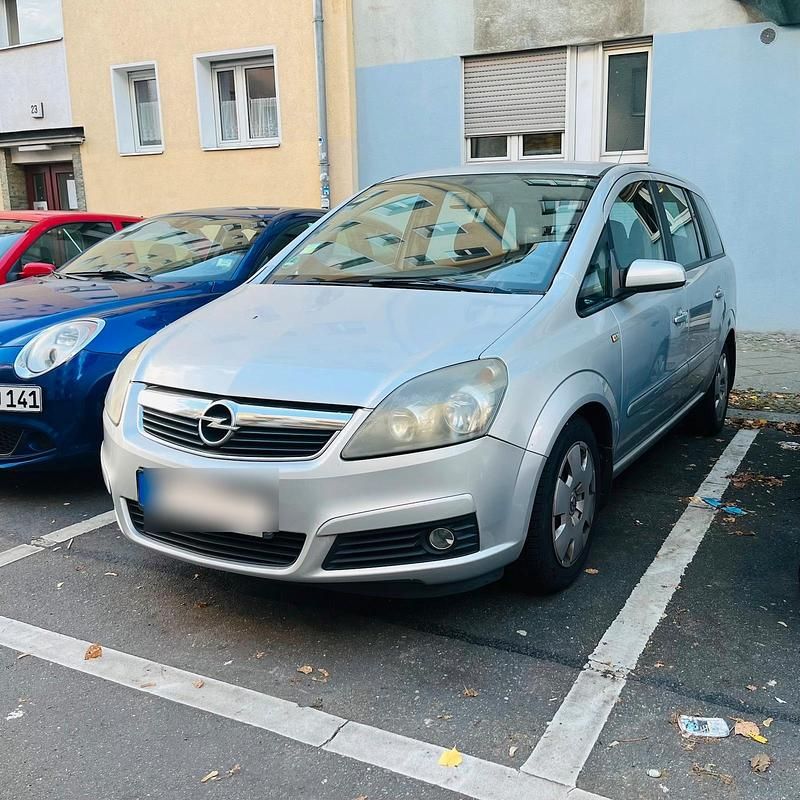 Silber Gebraucht 2007 Opel Zafira Van / Kleinbus | 2.299 € (Guter Preis) - Bild 1/4