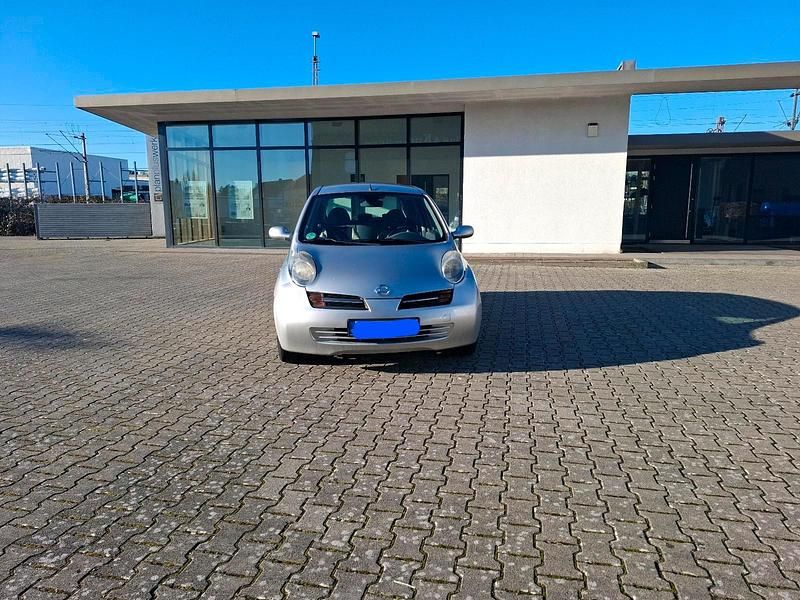 Gebraucht Nissan Micra 88 PS (64 kW) 2003 Silber Kleinwagen