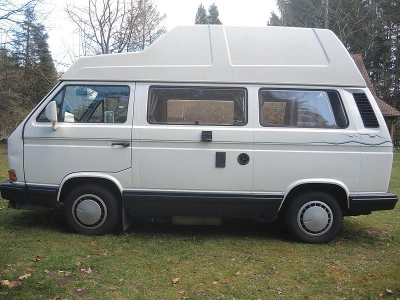 Usado VW Multivan 69 HP (50 kW) 1992 Branco Monovolume