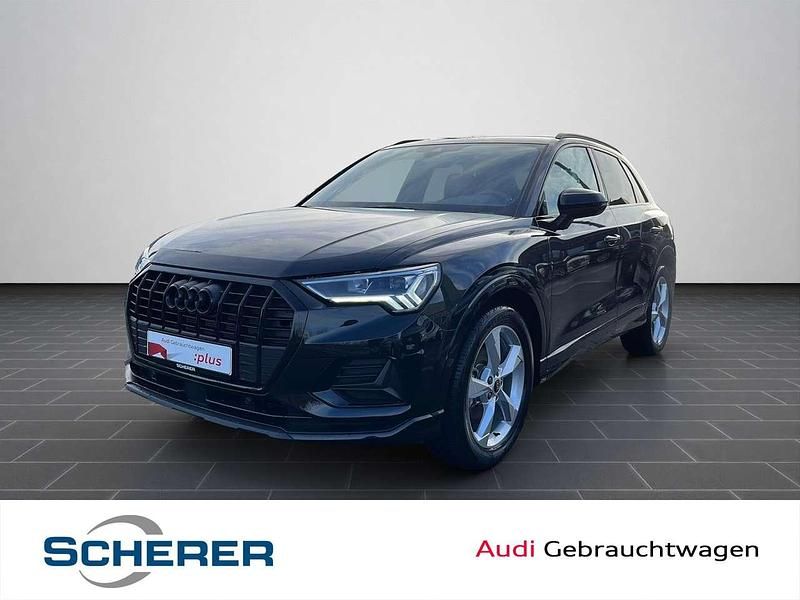 Mythosschwarz metallic (metallic) Gebraucht 2025 Audi Q3 Advanced SUV | 39.900 € (Fairer Preis) - Bild 1/4