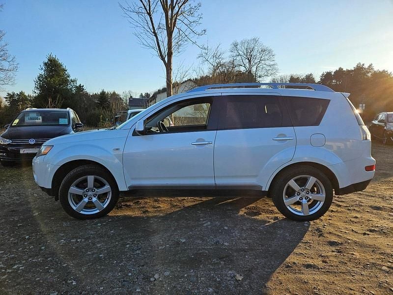 Gebraucht Mitsubishi Outlander 156 PS (114 kW) 2008 Weiß SUV