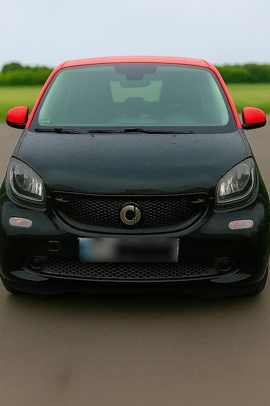 Gebraucht Smart ForFour 90 PS (66 kW) 2018 Schwarz Kleinwagen