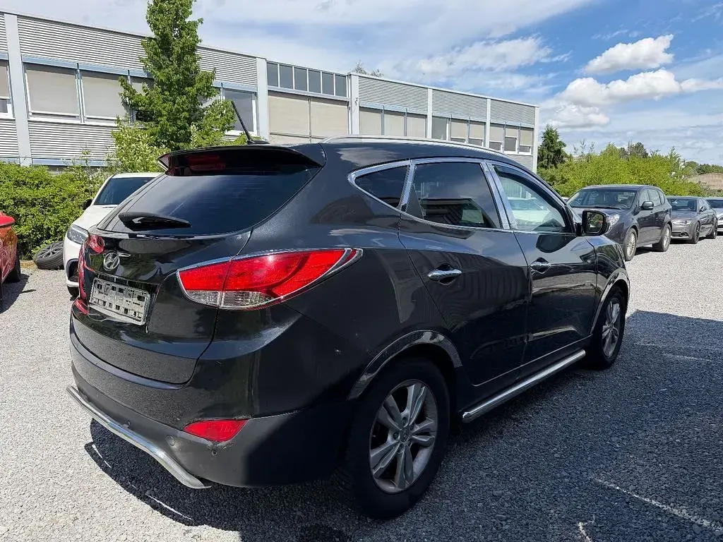 Gebraucht Hyundai ix35 Premium 184 PS (135 kW) 2010 Schwarz SUV