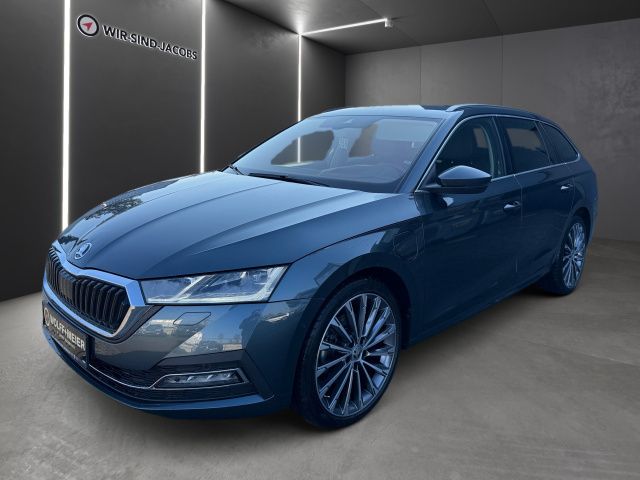 Grau Gebraucht 2021 Skoda Octavia Style Kombi | 25.290 € (Fairer Preis) - Bild 1/4