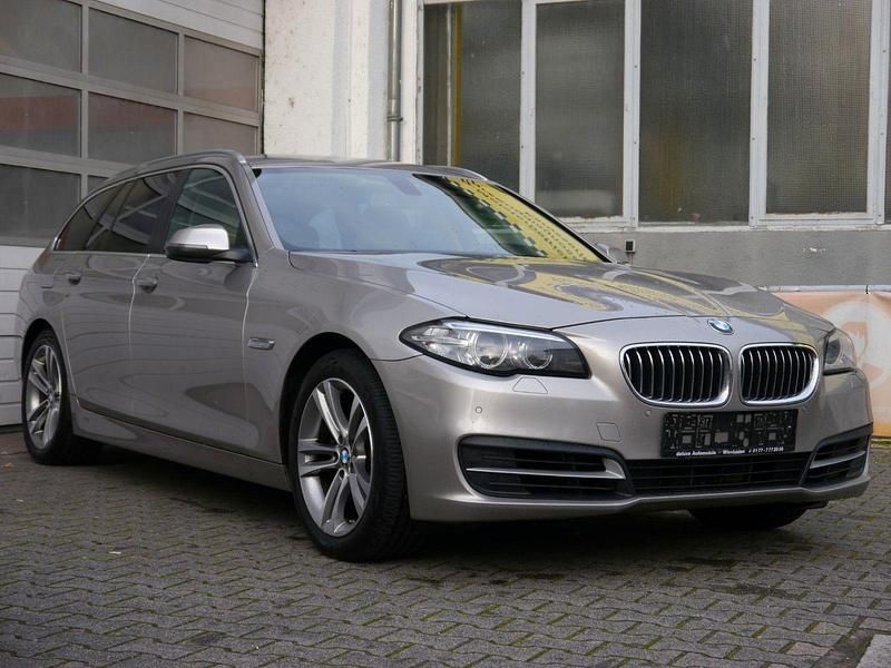 Gebraucht BMW 520 Performance 190 PS (139 kW) 2014 Silber Kombi