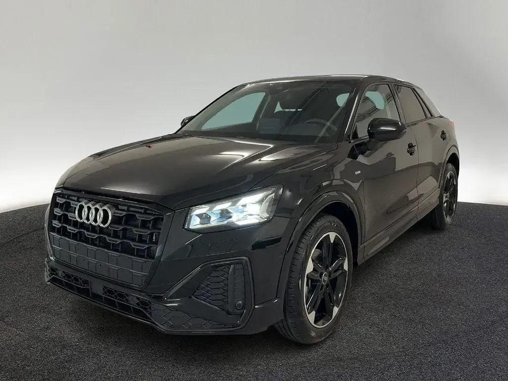 Neu Audi Q2 S-Line 150 PS (110 kW) 2026 Schwarz SUV