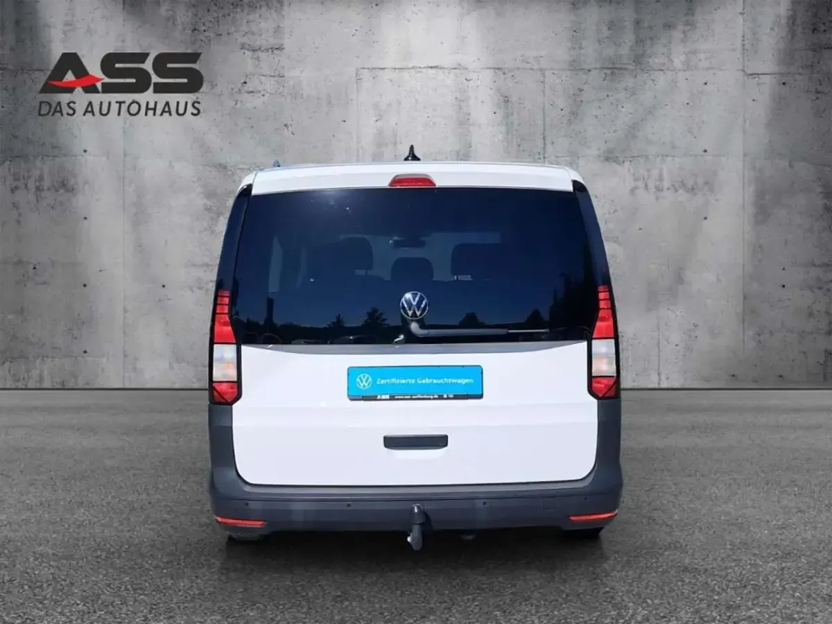 Gebraucht VW Caddy Maxi 102 PS (75 kW) 2023 Candyweiß Van / Kleinbus